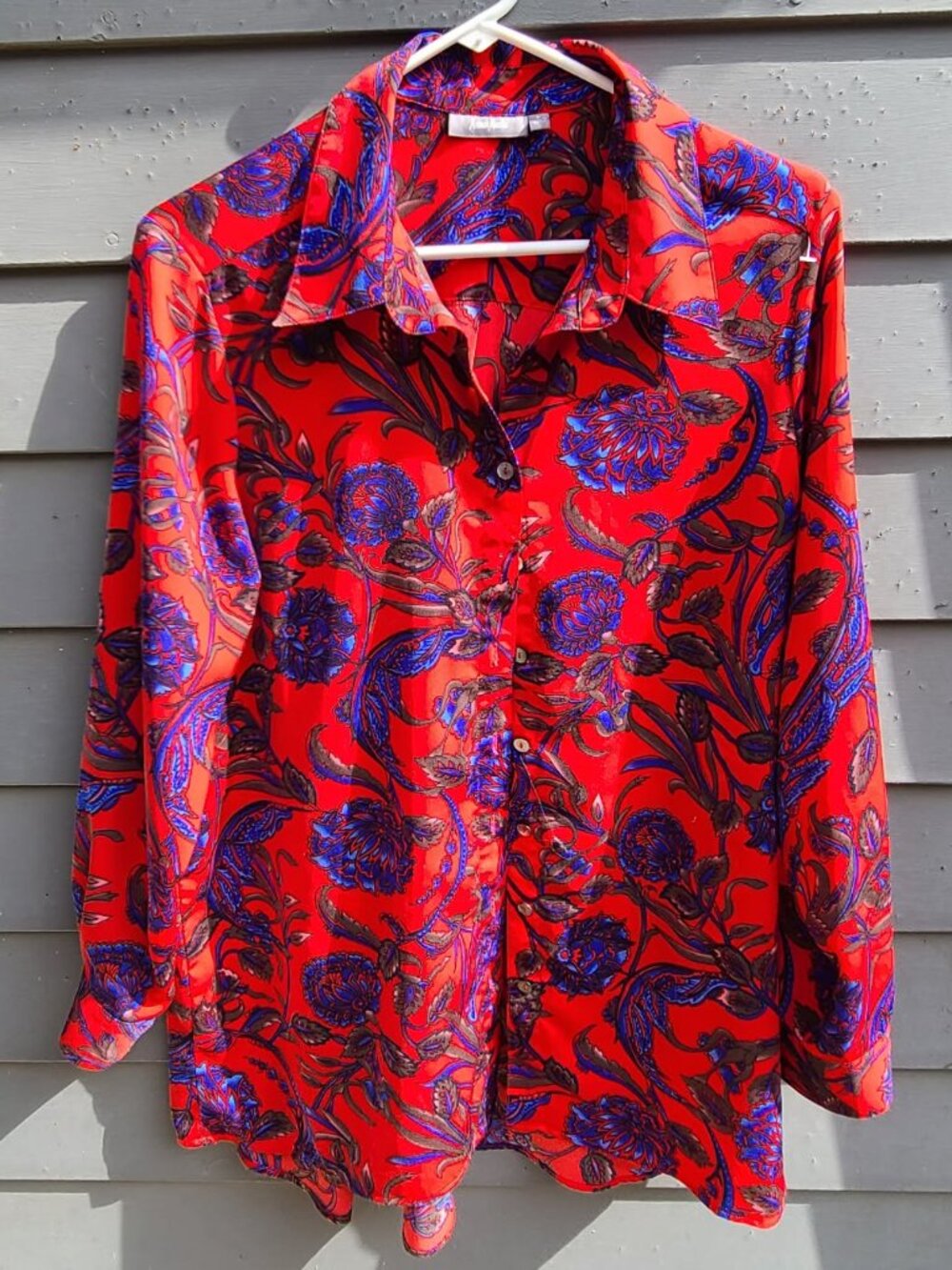 Nieman Marcus Bold Vintage Red Blue Floral Poly Button Down size Large